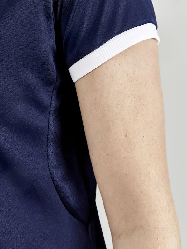 1910173-390000_Progress 2.0 Solid Jersey W_Closeup4.jpg